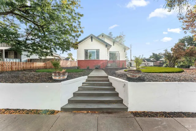 $459,000 | 602 North 5th Street, Parma, ID 83660