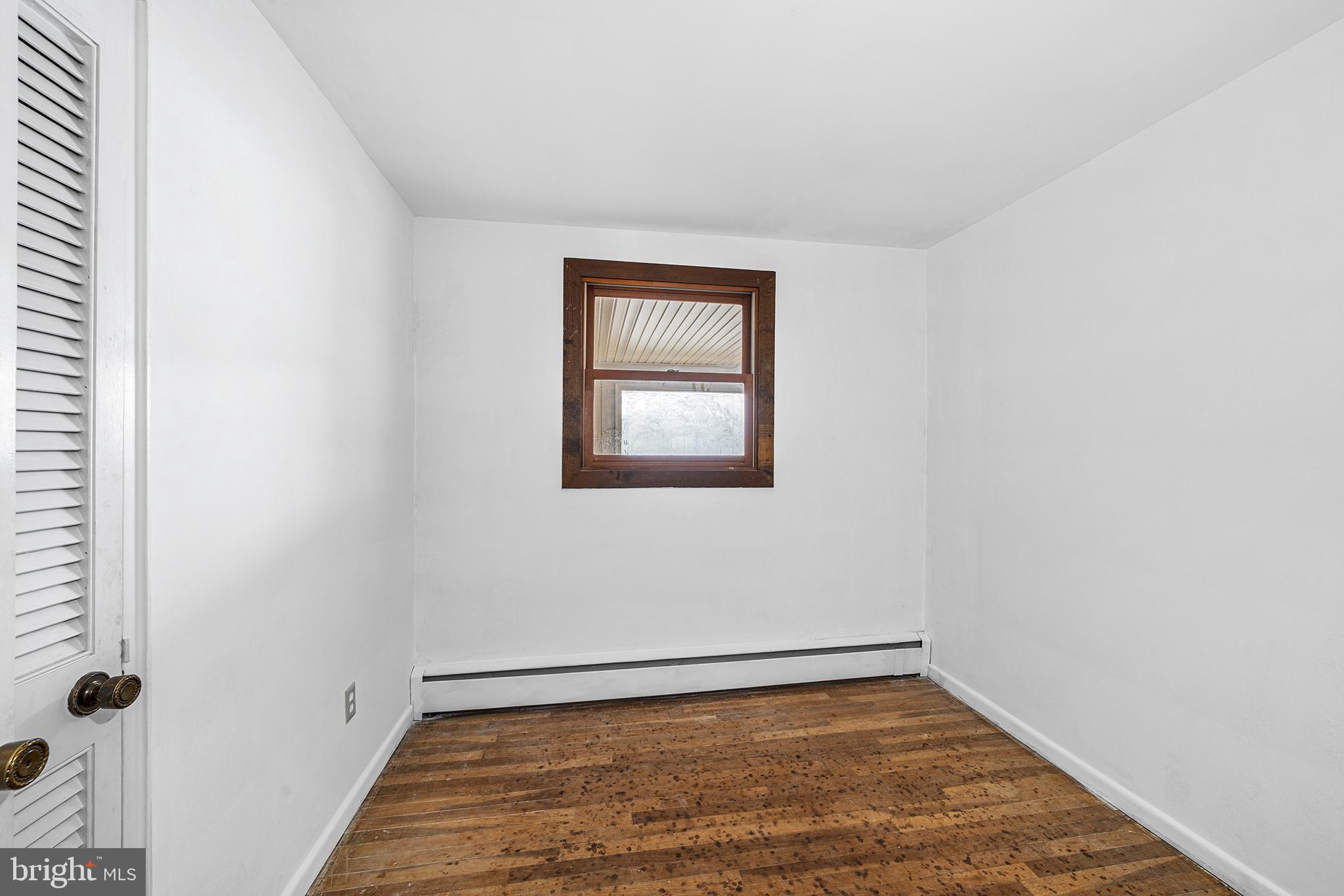1322 Midland Road Conshohocken, PA 19428 - Photo 16 of 30 2nd Bedroom