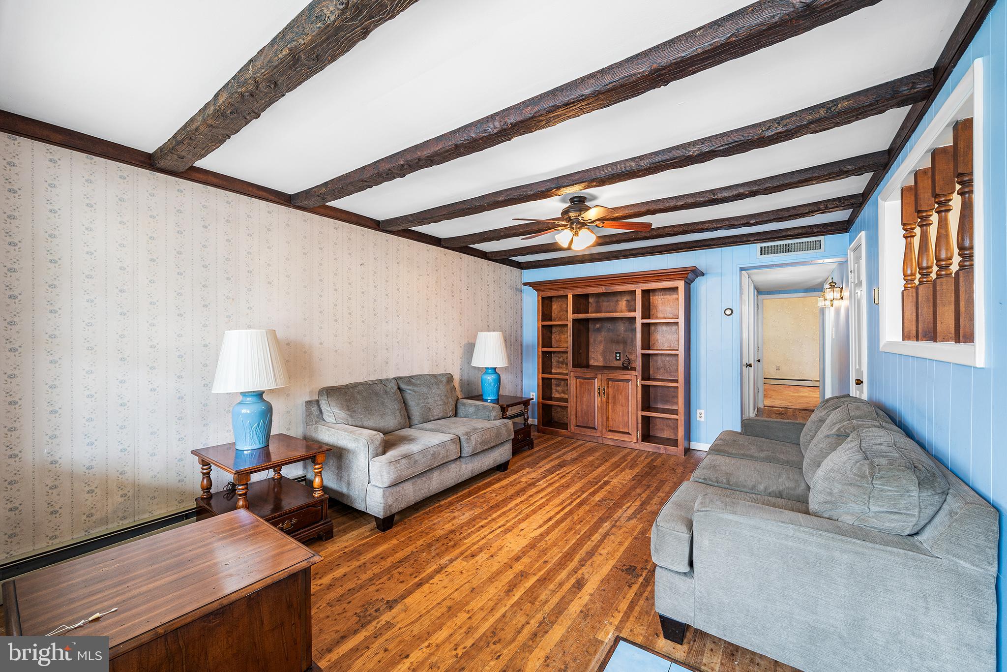 1322 Midland Road Conshohocken, PA 19428 - Photo 6 of 30 Living Room