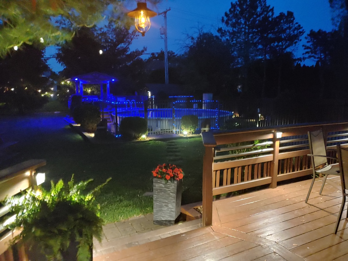 297 Mulberry Road Frankfort, IL 60423 - Photo 45 of 47 a view of a fountain with sitting area