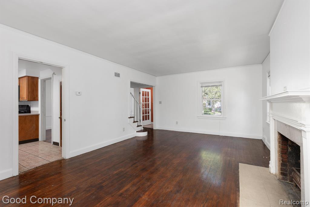 14531 Stahelin Road Detroit, MI 48223 - Photo 6 of 31