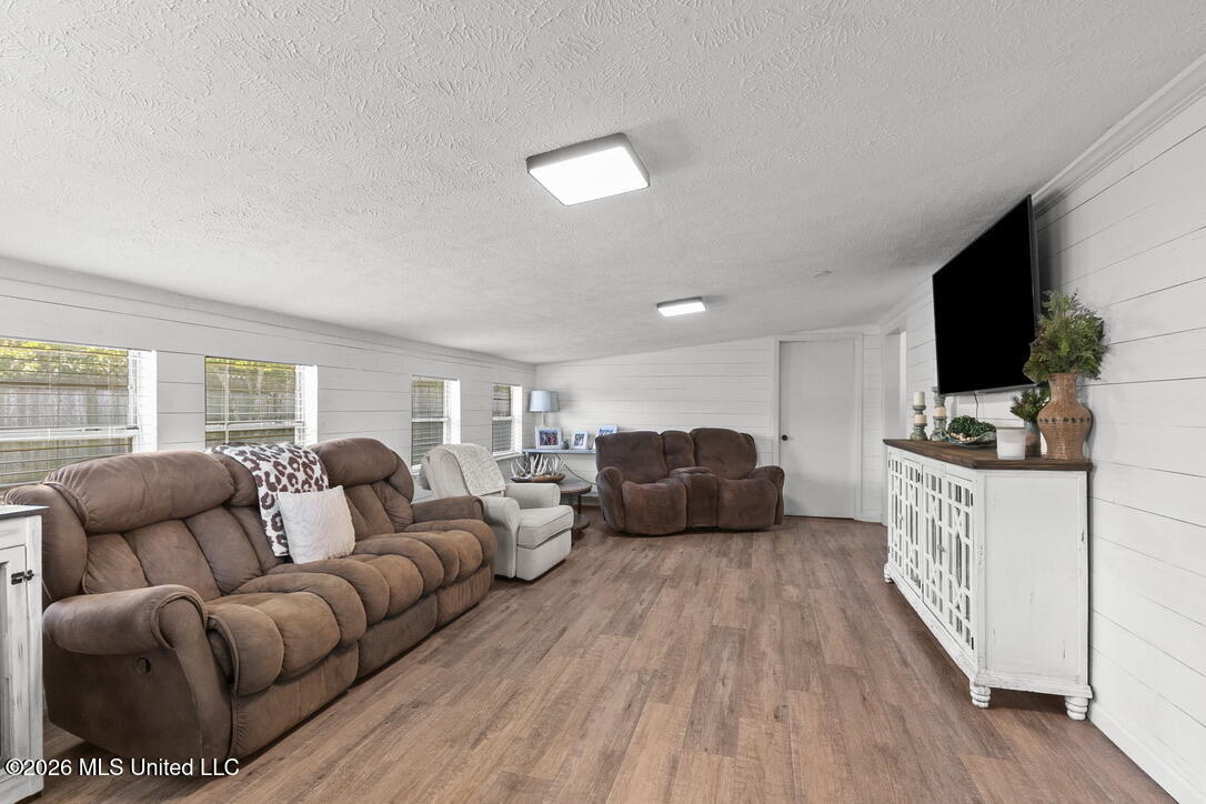 303 Cox Ferry Road Flora, MS 39071 - Photo 9 of 28 07391C15-D03A-4FD9-B231-C144308A997A_1_1