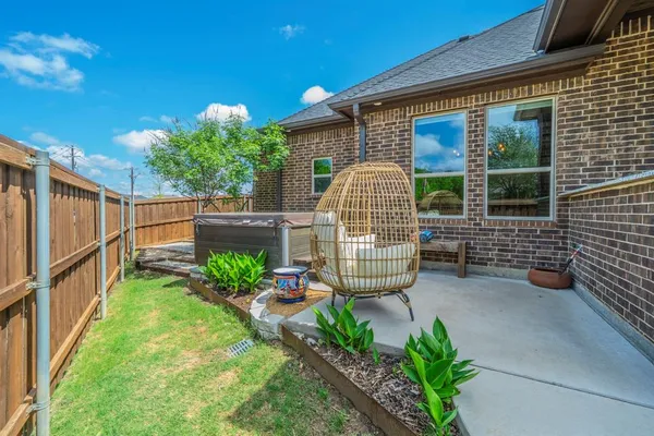 $569,000 | 1208 Yosemite Way, Burleson, TX 76028