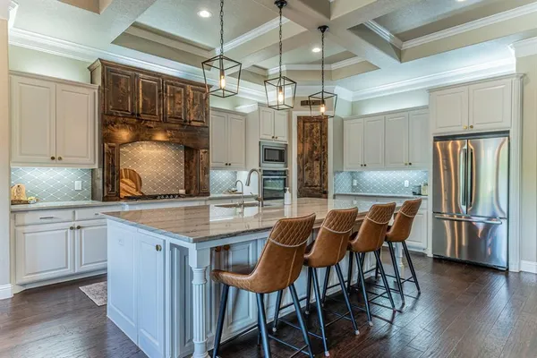 $569,000 | 1208 Yosemite Way, Burleson, TX 76028
