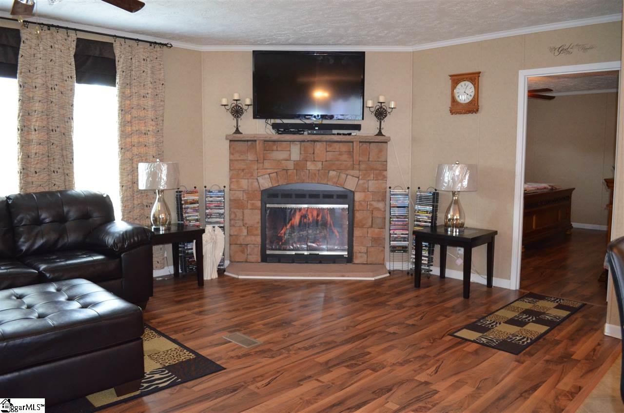 4175 Allen Bridge Road Fountain Inn, SC 29644 - Photo 14 of 31