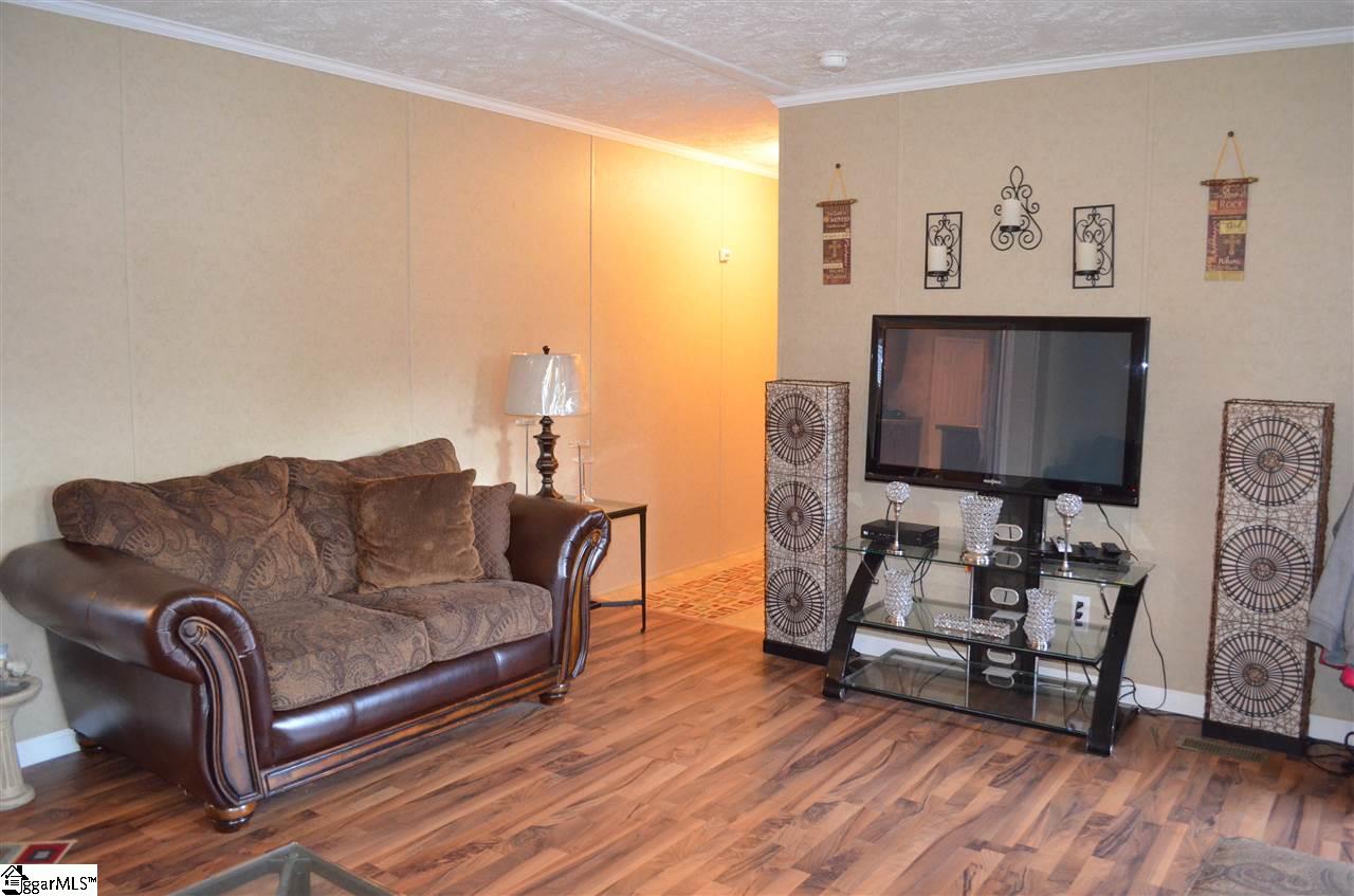 4175 Allen Bridge Road Fountain Inn, SC 29644 - Photo 8 of 31