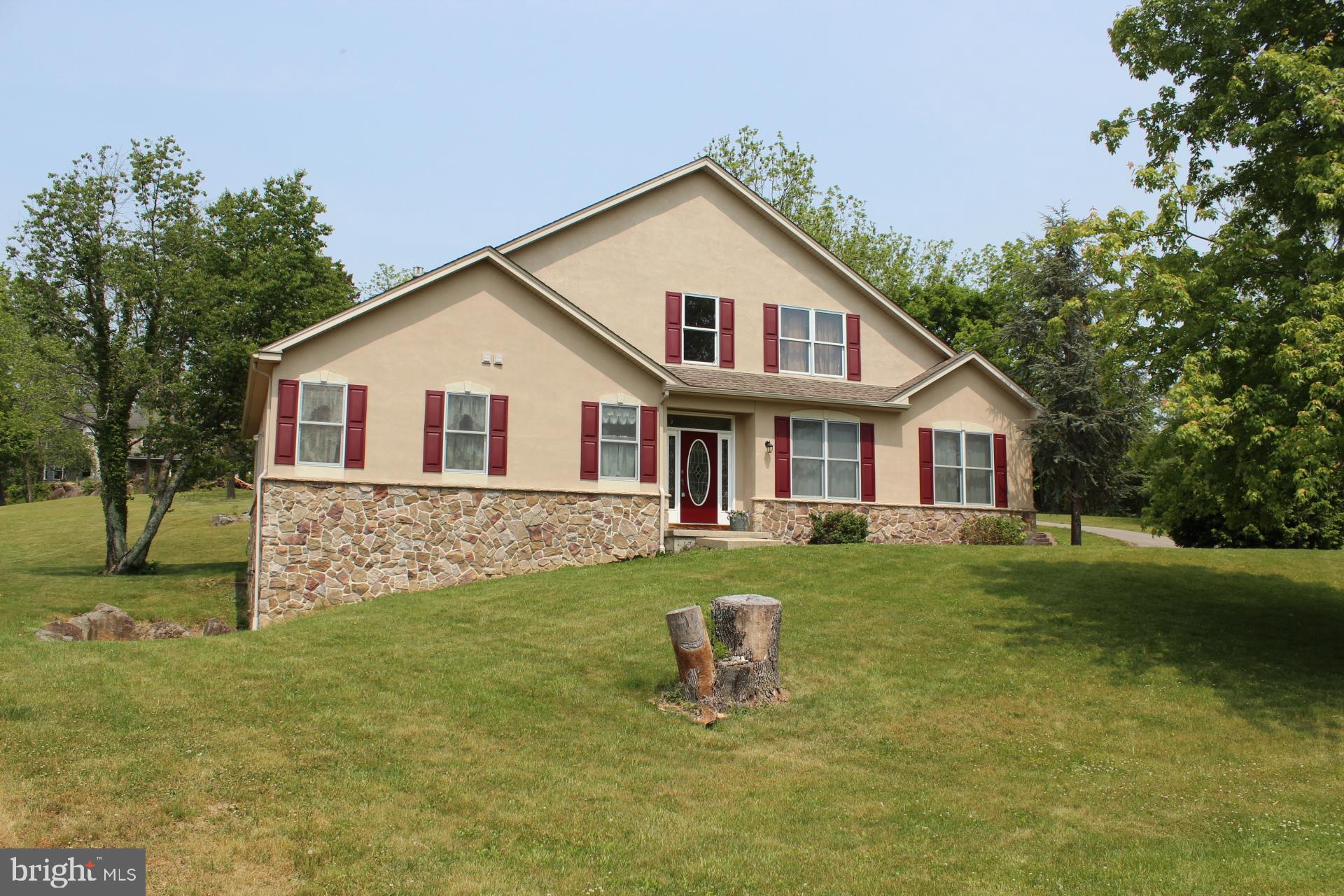 1045 Magazine Road Green Lane, PA 18054 - Photo 1 of 63 Gallery Image 1