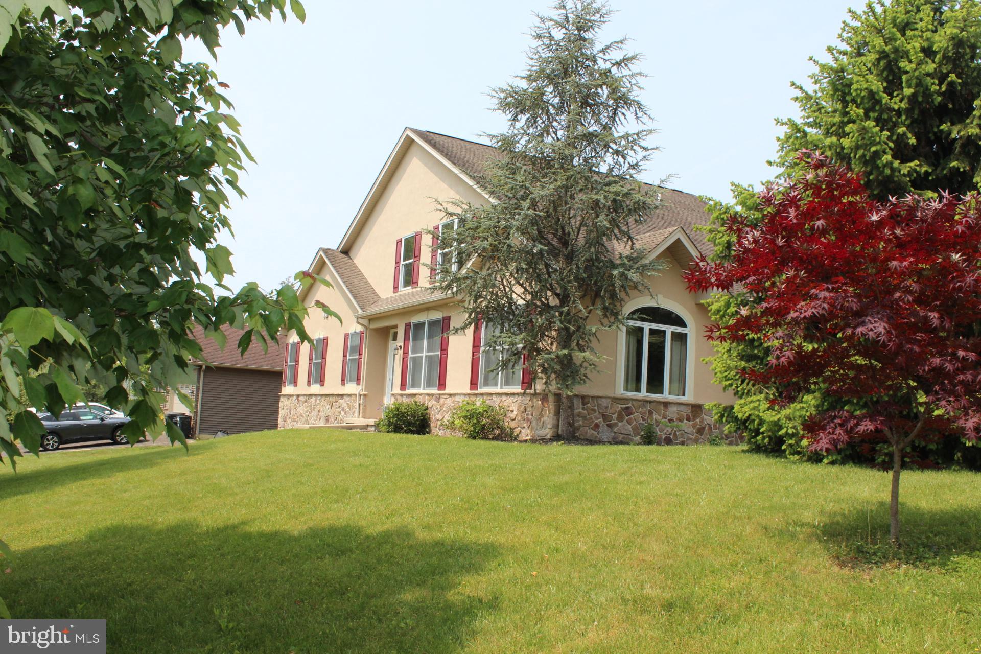 1045 Magazine Road Green Lane, PA 18054 - Photo 3 of 63 Gallery Image 3