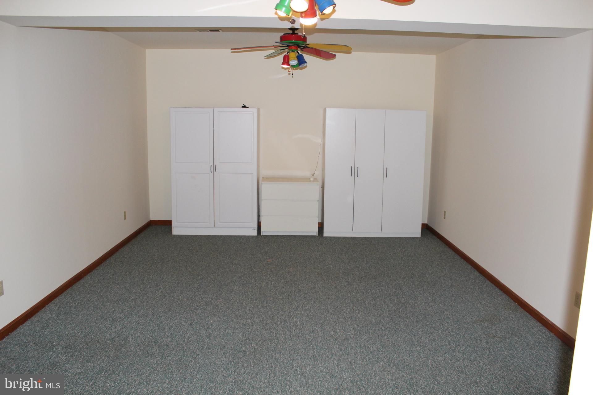 1045 Magazine Road Green Lane, PA 18054 - Photo 58 of 63 Gallery Image 58
