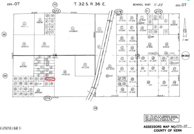 a black and white photo of a picture