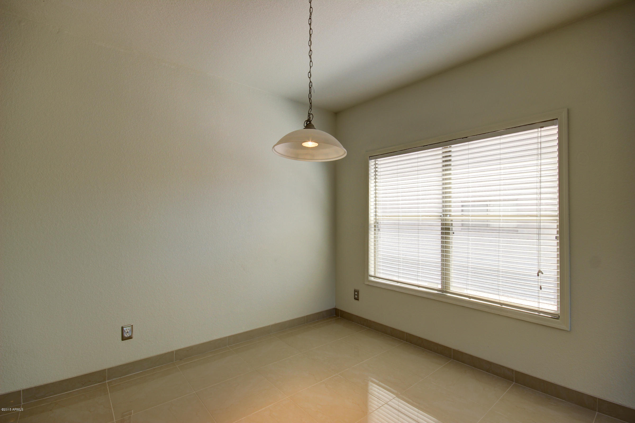 1014 East Pedro Road Phoenix, AZ 85042 - Photo 13 of 39 Living Room (6)