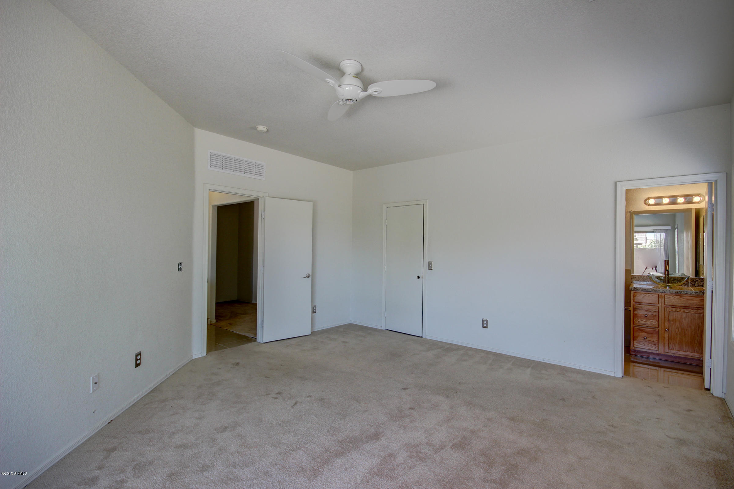 1014 East Pedro Road Phoenix, AZ 85042 - Photo 21 of 39 Master (3)