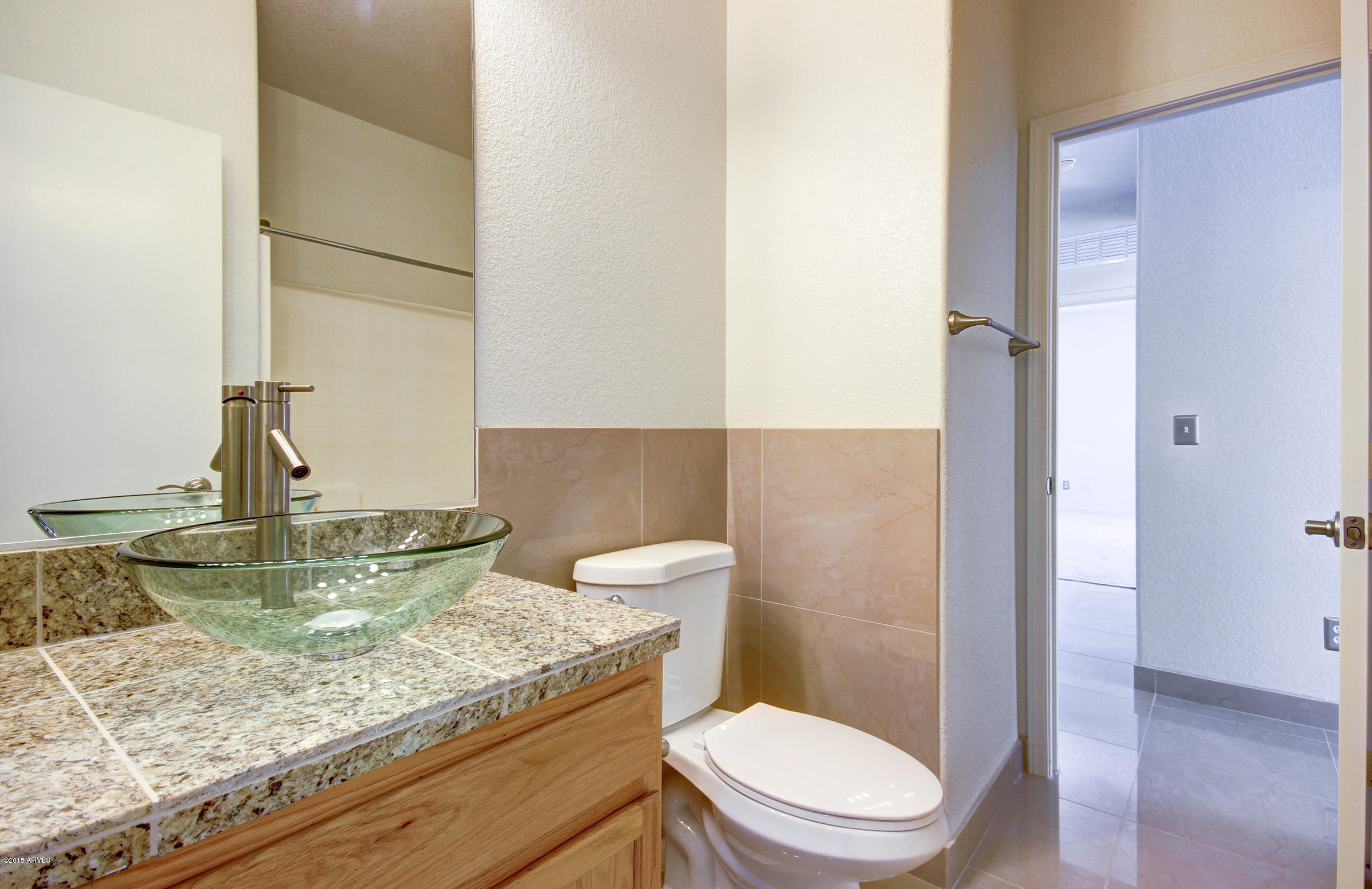 1014 East Pedro Road Phoenix, AZ 85042 - Photo 25 of 39 2nd Bathroom (1)