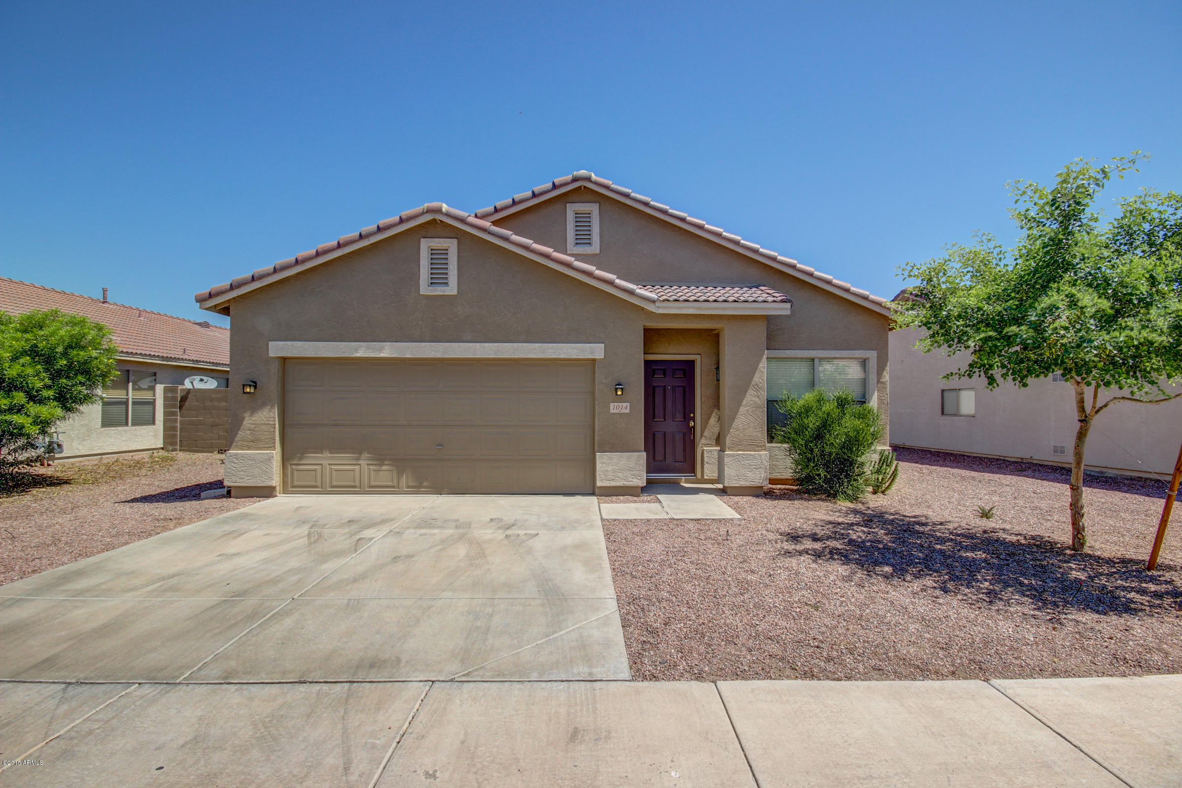 1014 East Pedro Road Phoenix, AZ 85042 - Photo 3 of 39 Front (2)