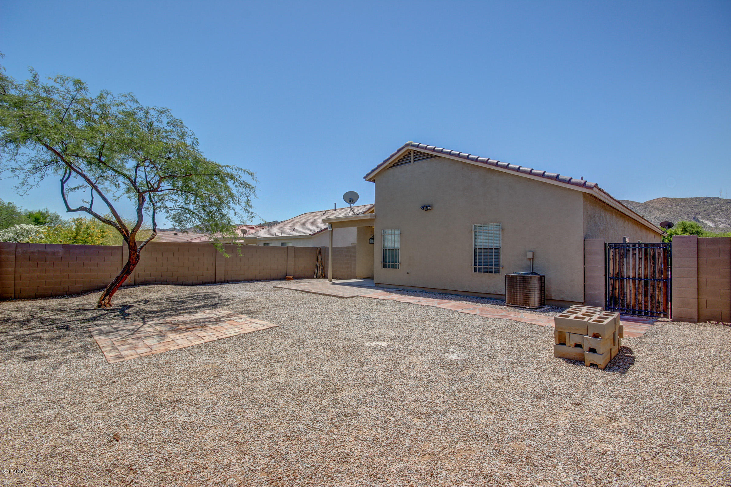 1014 East Pedro Road Phoenix, AZ 85042 - Photo 36 of 39 Rear (4)