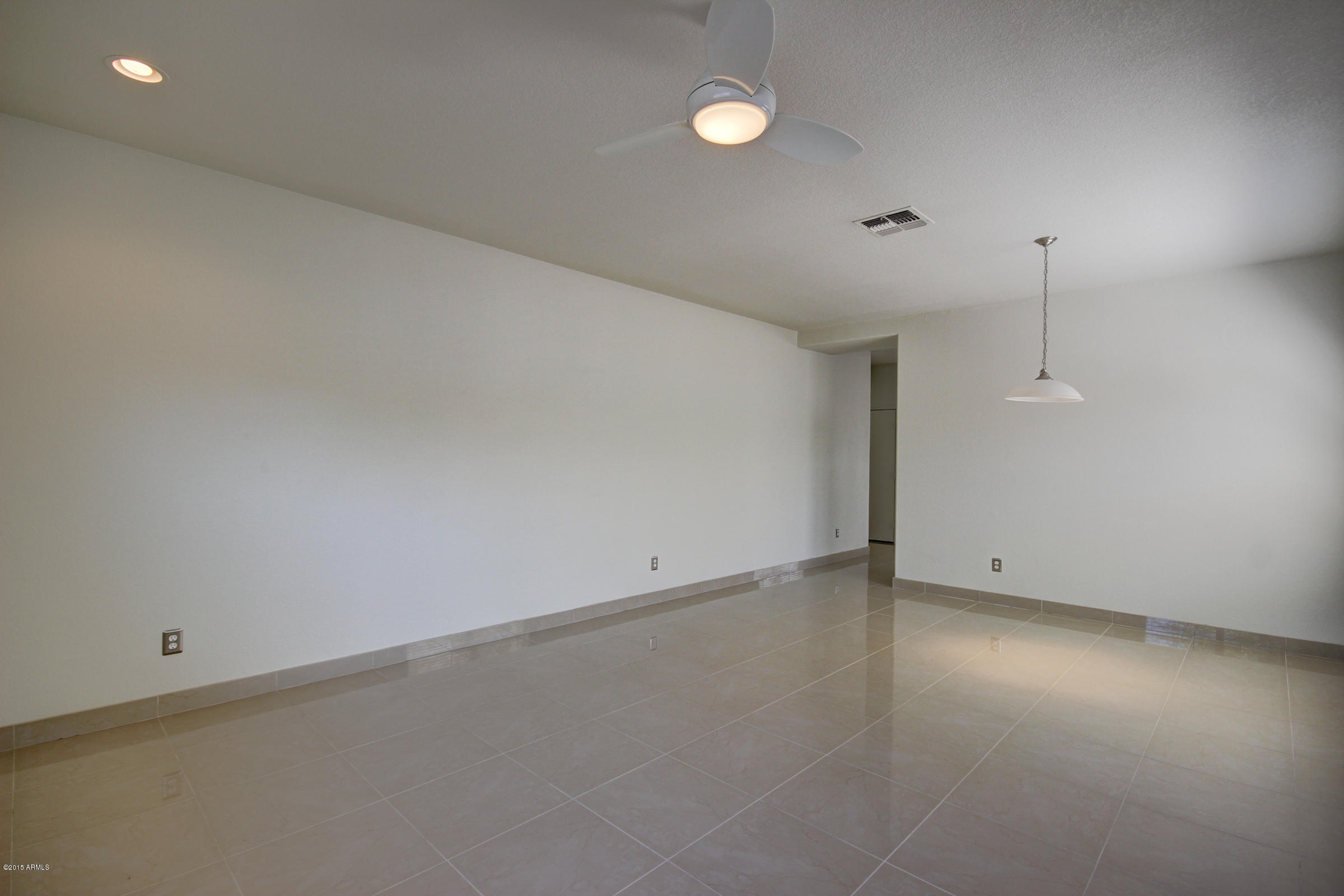 1014 East Pedro Road Phoenix, AZ 85042 - Photo 10 of 39 Living Room (3)