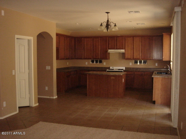 14166 West Boca Raton Road Surprise, AZ 85379 - Photo 4 of 8 KITCHEN/DINING
