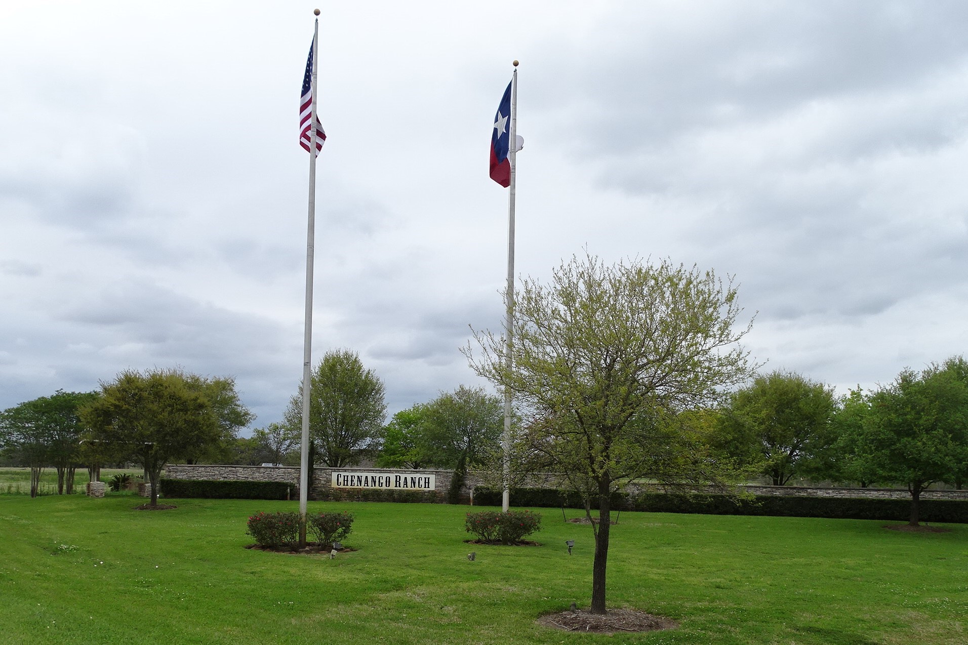 21210 Chenango Lake Drive Angleton, TX 77515 - Photo 7 of 15