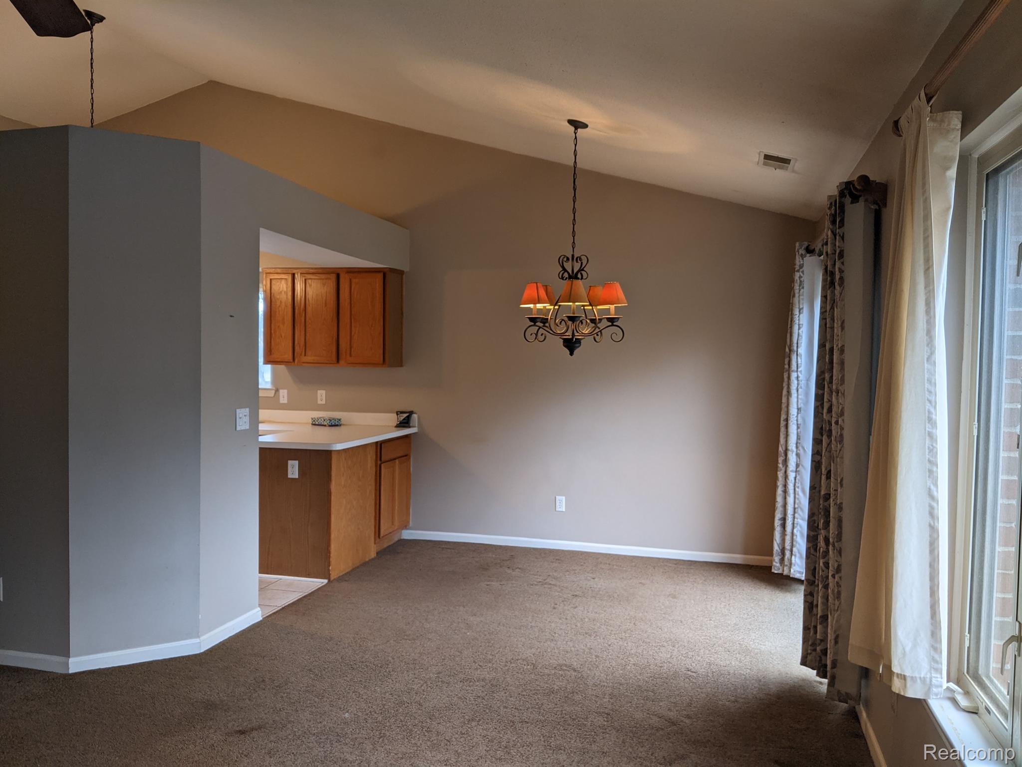 46218 Reedgrass Lane Belleville, MI 48111 - Photo 9 of 41 View of dining area