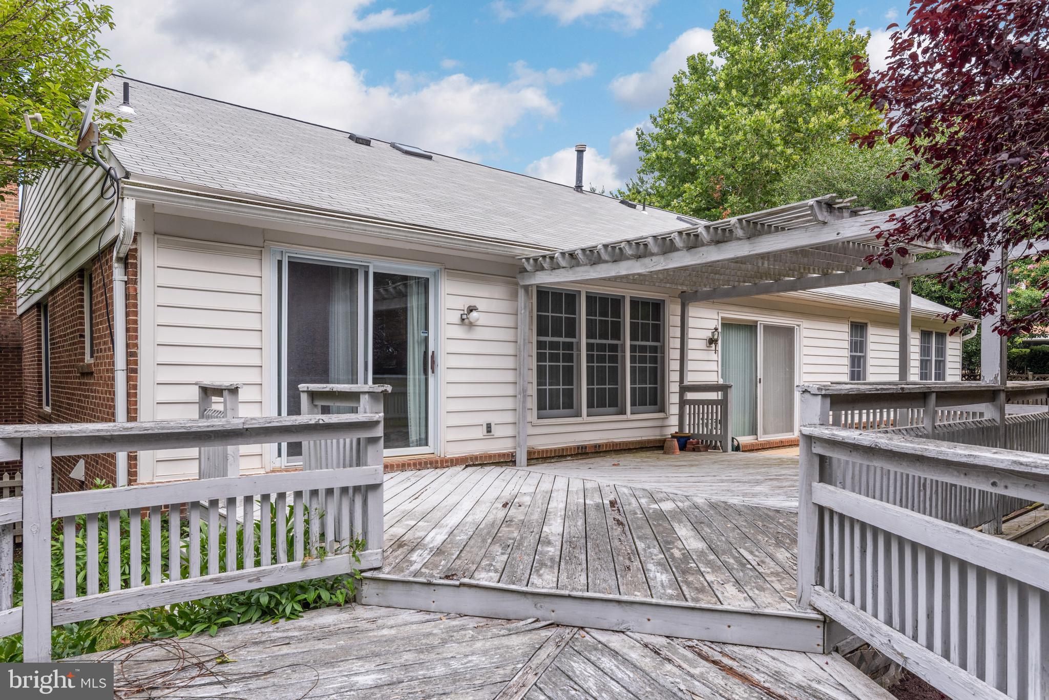 15113 Winstead Lane Silver Spring, MD 20905 - Photo 37 of 37 Deck