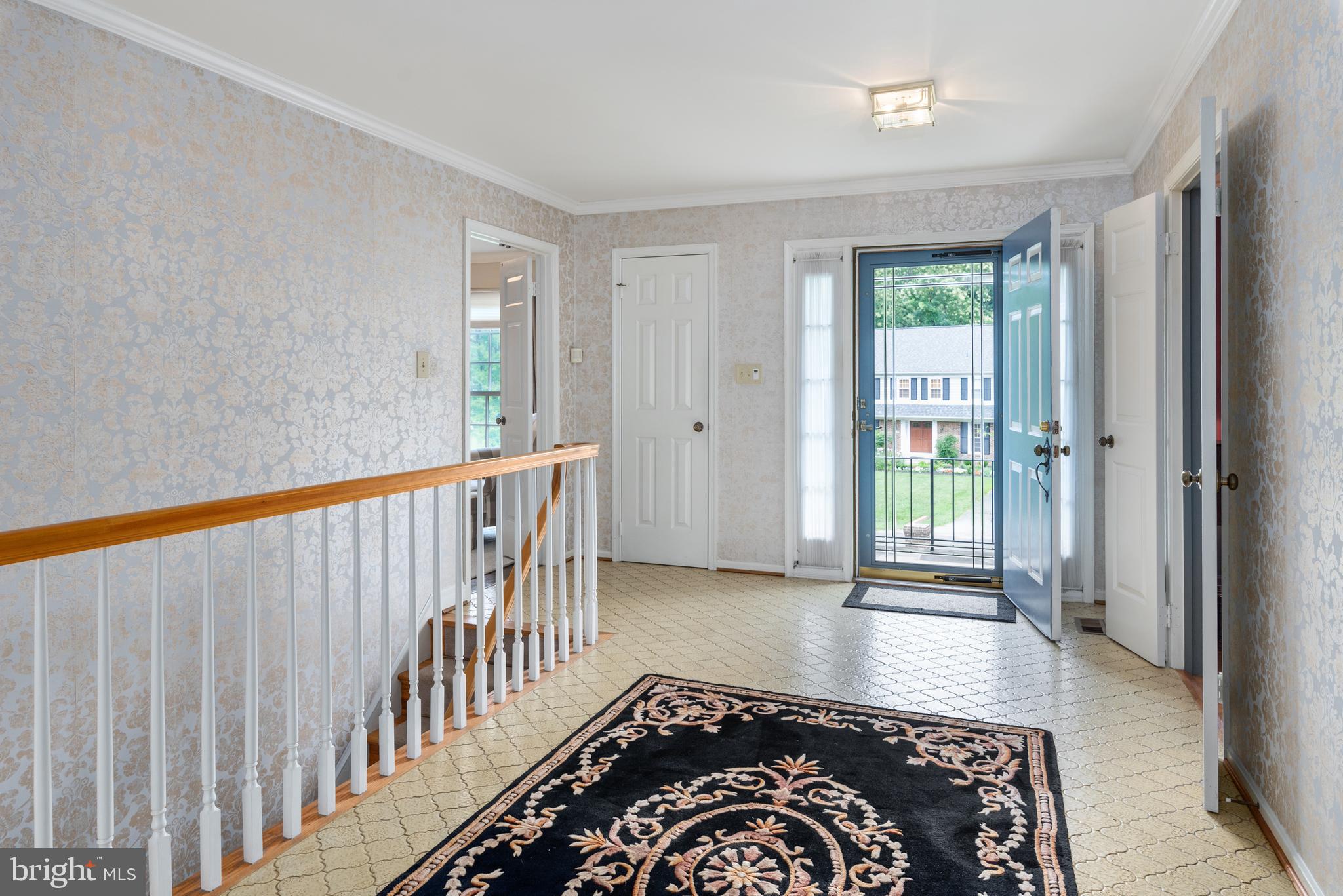 15113 Winstead Lane Silver Spring, MD 20905 - Photo 6 of 37 Entrance to home