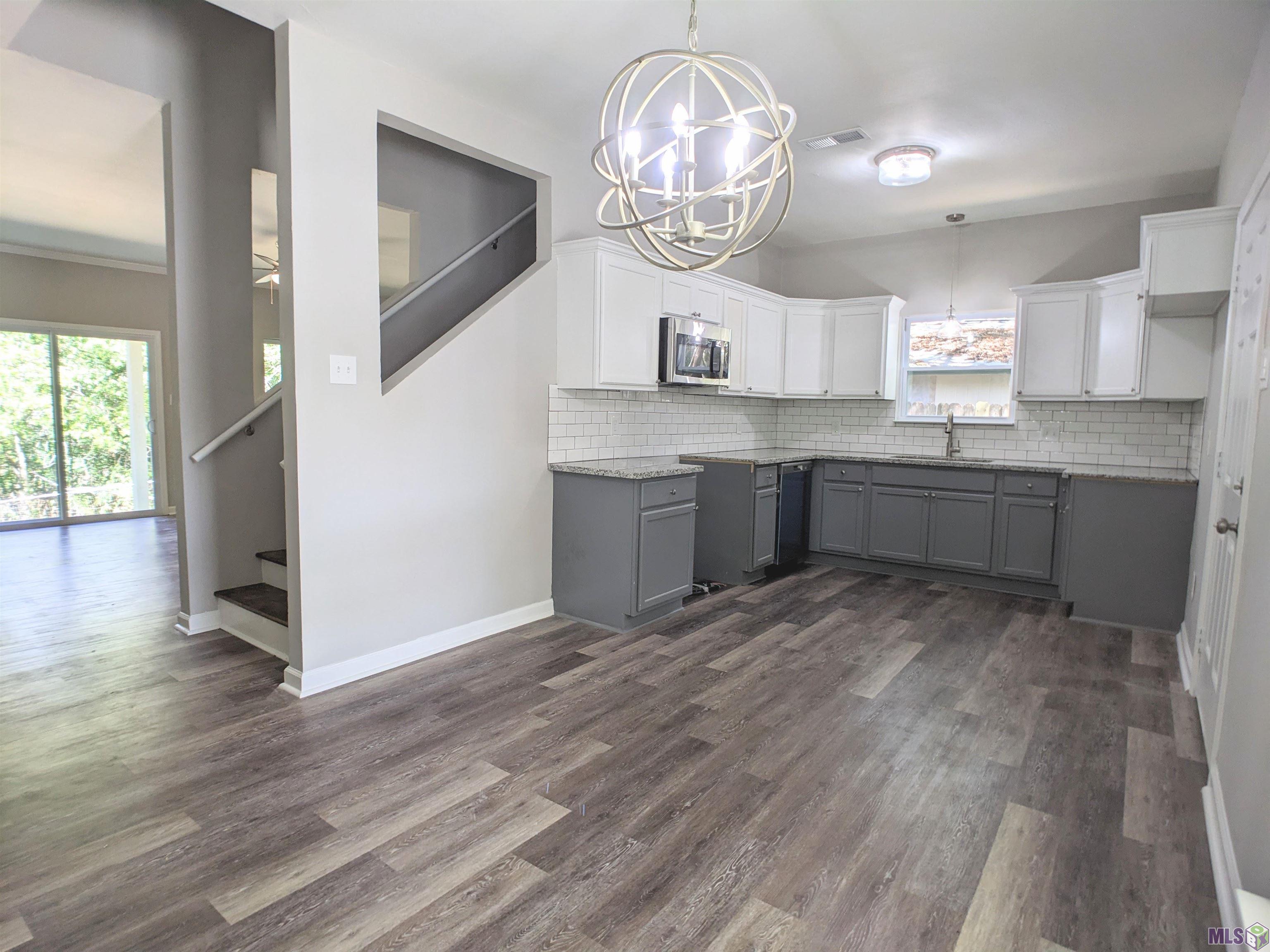 7023 Point Avery Drive Baton Rouge, LA 70817 - Photo 2 of 14 Gallery Image 2