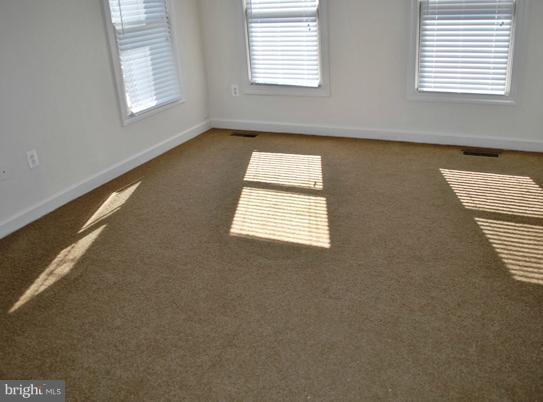 9420 Bluefield Road Springdale, MD 20721 - Photo 11 of 19 Interior (General)