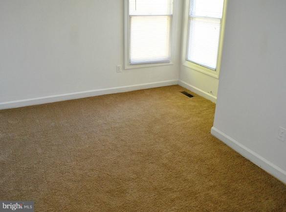 9420 Bluefield Road Springdale, MD 20721 - Photo 5 of 19 Interior (General)