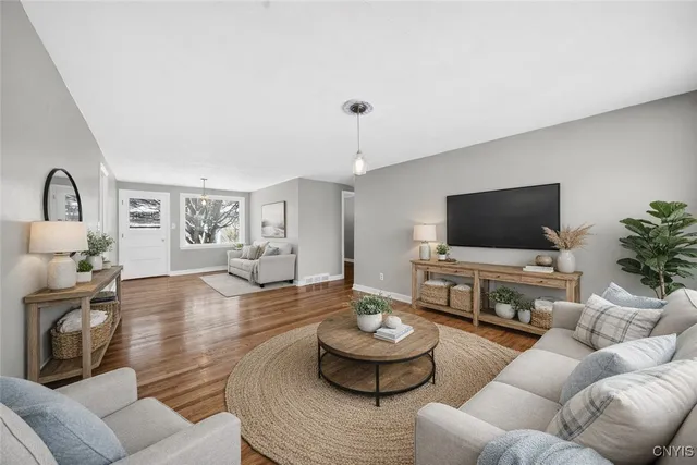 $249,000 | 1505 Grand Avenue, Onondaga, NY 13219