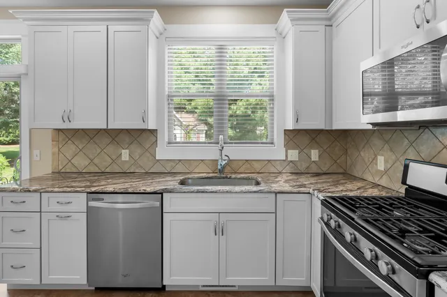 $569,900 | 5464 Cypress Bay Drive, Kalamazoo, MI 49009