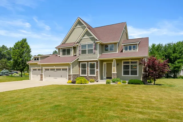 $569,900 | 5464 Cypress Bay Drive, Kalamazoo, MI 49009