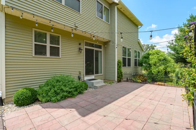 $569,900 | 5464 Cypress Bay Drive, Kalamazoo, MI 49009