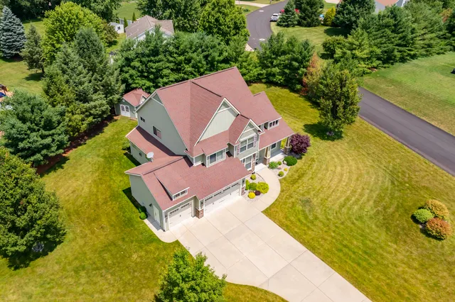 $569,900 | 5464 Cypress Bay Drive, Kalamazoo, MI 49009