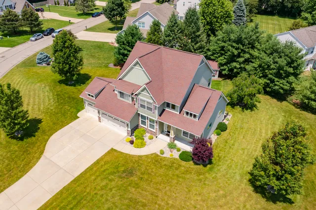 $569,900 | 5464 Cypress Bay Drive, Kalamazoo, MI 49009