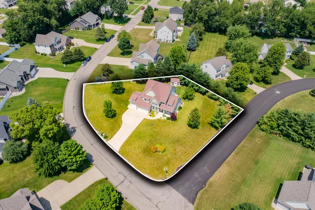 $569,900 | 5464 Cypress Bay Drive, Kalamazoo, MI 49009