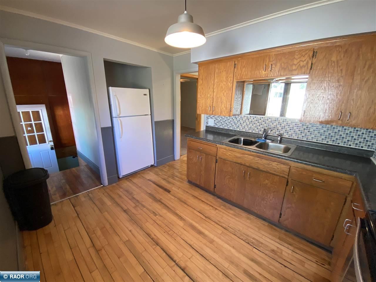 1822 East 26th Street Hibbing, MN 55746 - Photo 11 of 24