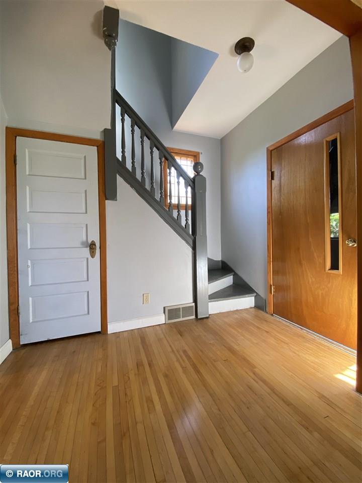 1822 East 26th Street Hibbing, MN 55746 - Photo 15 of 24