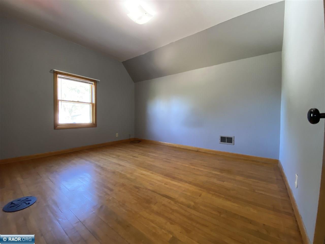 1822 East 26th Street Hibbing, MN 55746 - Photo 21 of 24