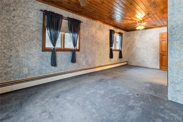 $230,000 | 538 Tooley Pond Road, Clifton, NY 12927