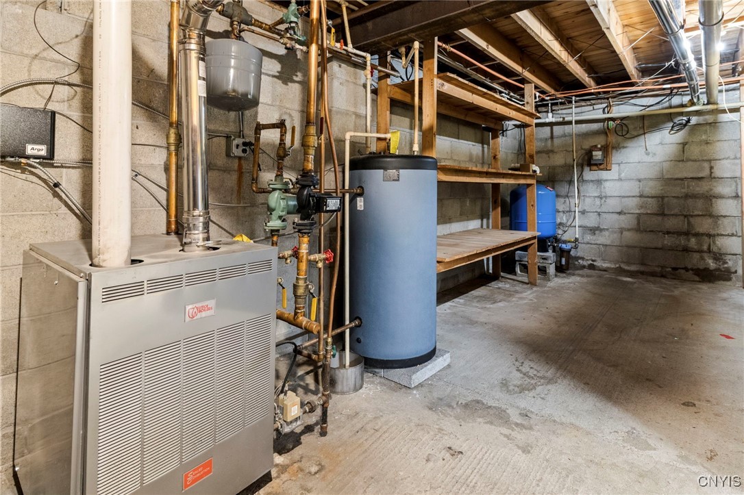 538 Tooley Pond Road Clifton, NY 12927 - Photo 35 of 47