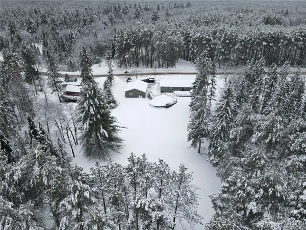 $230,000 | 538 Tooley Pond Road, Clifton, NY 12927