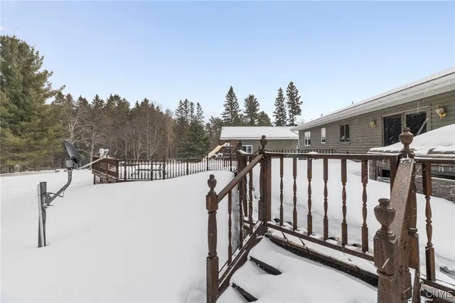 $230,000 | 538 Tooley Pond Road, Clifton, NY 12927