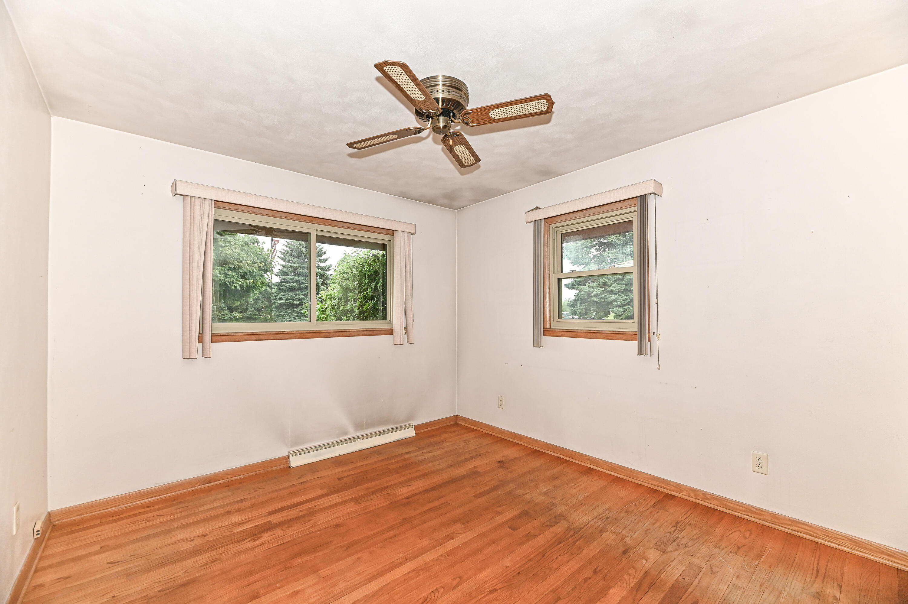 2815 Ohio Street Racine, WI 53405 - Photo 13 of 21 Bedroom 2
