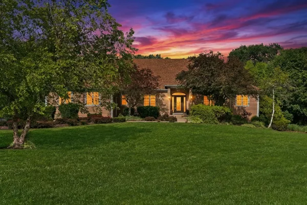 $725,000 | 40273 North Goldenrod Lane, Wadsworth, IL 60083