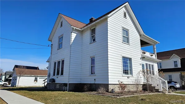$229,900 | 49 State Street, Royalton, NY 14105