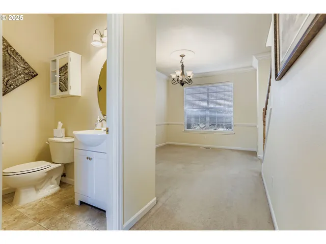 $699,900 | 14617 Southeast Thornapple Lane, Milwaukie, OR 97267