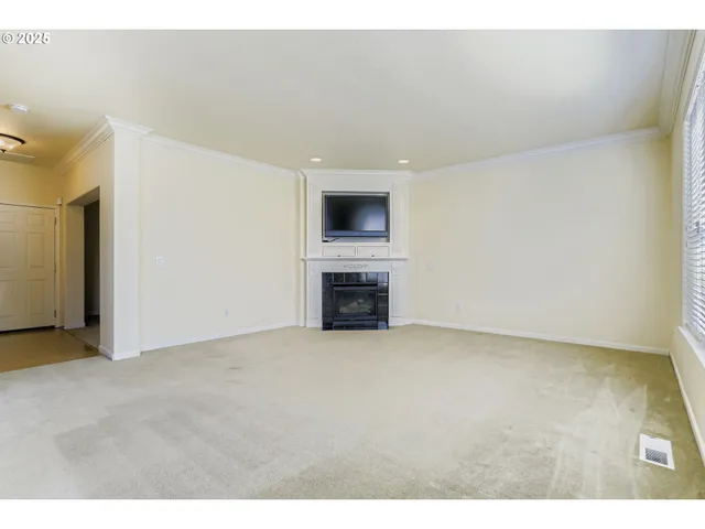 $699,900 | 14617 Southeast Thornapple Lane, Milwaukie, OR 97267