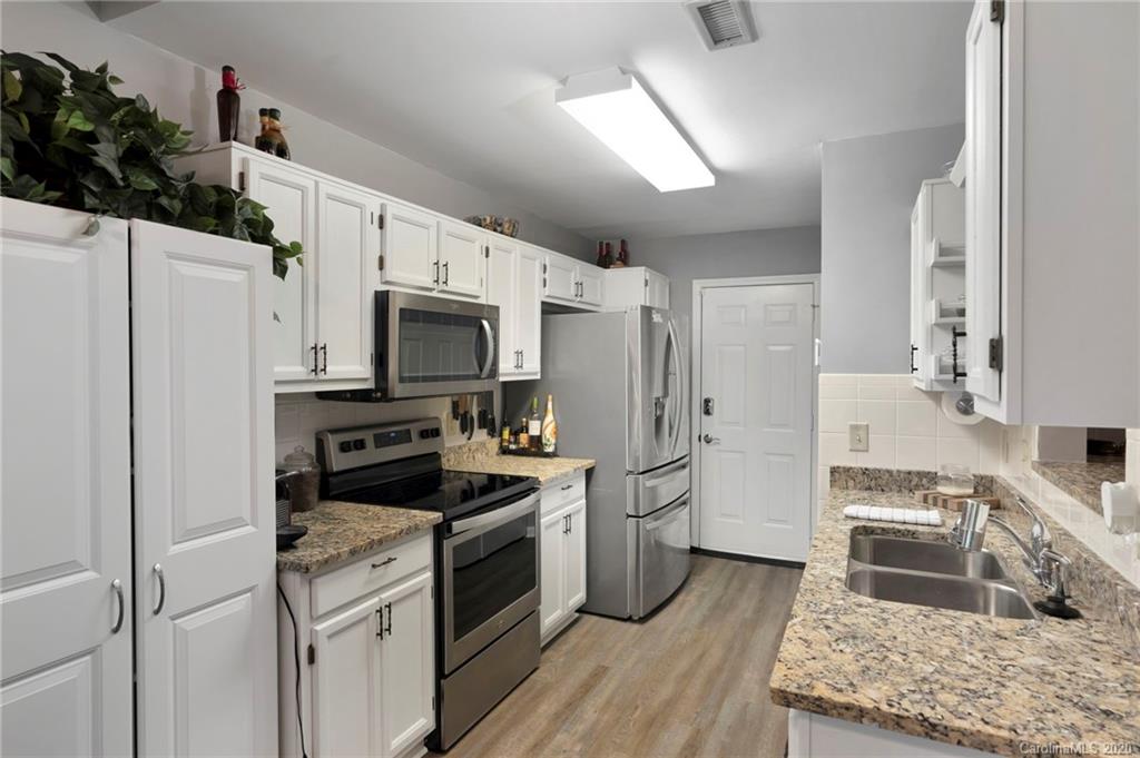 14627 Smith Road Charlotte, NC 28273 - Photo 17 of 31 Gallery Image 17