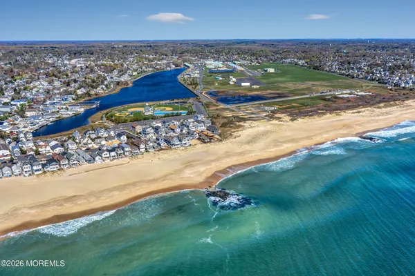 $1,375,000 | 11 Pearce Avenue, Manasquan, NJ 08736