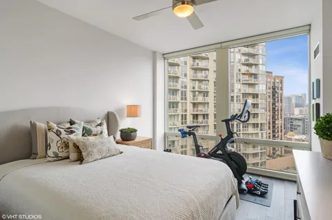 $674,990 | 600 North Kingsbury Street, Unit 1805, Chicago, IL 60654